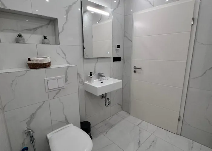 Modernes Haus Mit Garten & Privatparkplatz * Gelsenkirchen