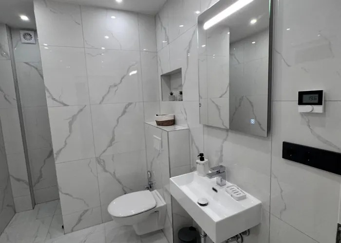 Modernes Haus Mit Garten & Privatparkplatz Vakantiehuis Gelsenkirchen