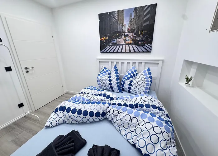 Modernes Haus Mit Garten & Privatparkplatz * Gelsenkirchen